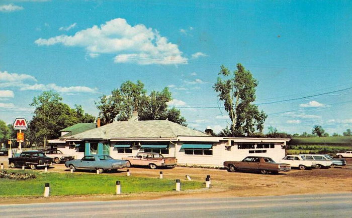 Irish Hills Area - Vintage Postcard Cambridge Junction